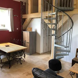 Au Mas Pommier Arles